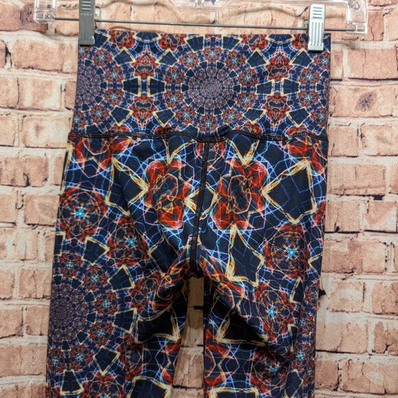 Wolven Colorful Geometric Pattern Leggings - Picture 9 of 11